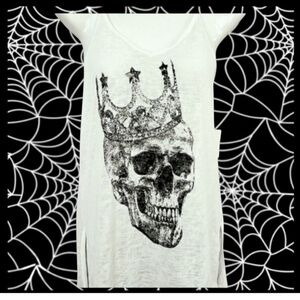 AEROPOSTALE Tokyo Darling Shear White Top, Skull with Metallic Crown Gra…
